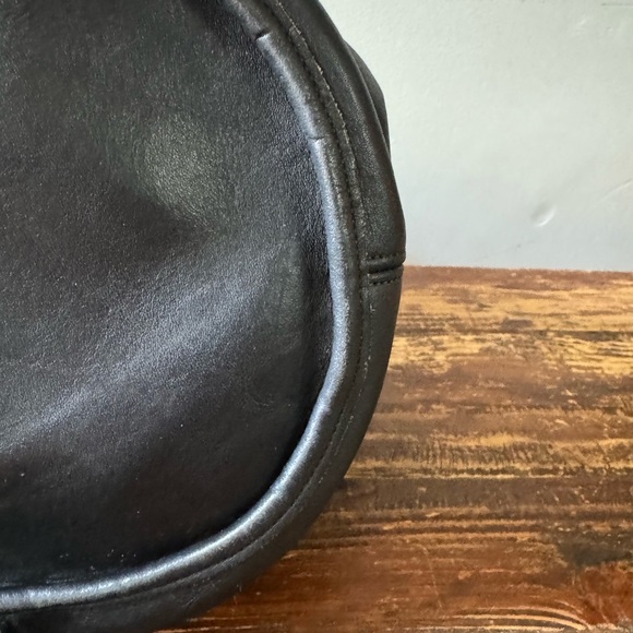 Vintage 🇺🇸Coach Handbag in black - Picture 6 of 14